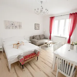 https://traditional-apartments-tav-city.vienna-besthotels.com